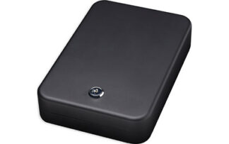 BD1121 BULLDOG PERSONAL SAFE W/KEY LOCK BLK